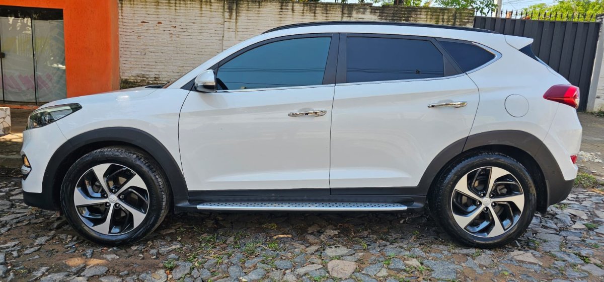 HYUNDAI TUCSON DIESEL 2.0 CRDi AÑO 2016 AUTOMATICO FULL EQUIPO - foto 3