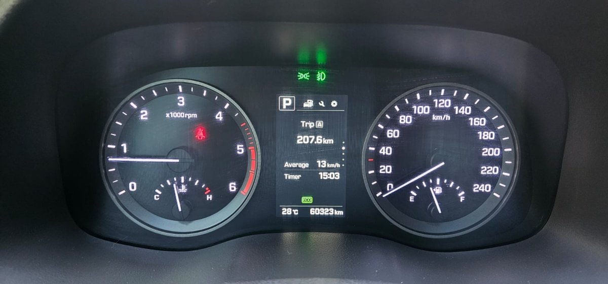 HYUNDAI TUCSON DIESEL 2.0 CRDi AÑO 2016 AUTOMATICO FULL EQUIPO - foto 10