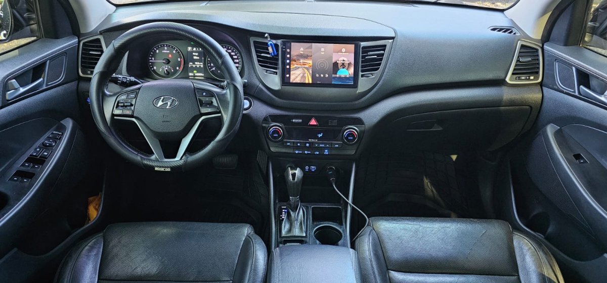 HYUNDAI TUCSON AUTOMATICO FULL EQUIPO AÑO 2018 MOTOR 2.0 CRDi DIESEL - foto 5