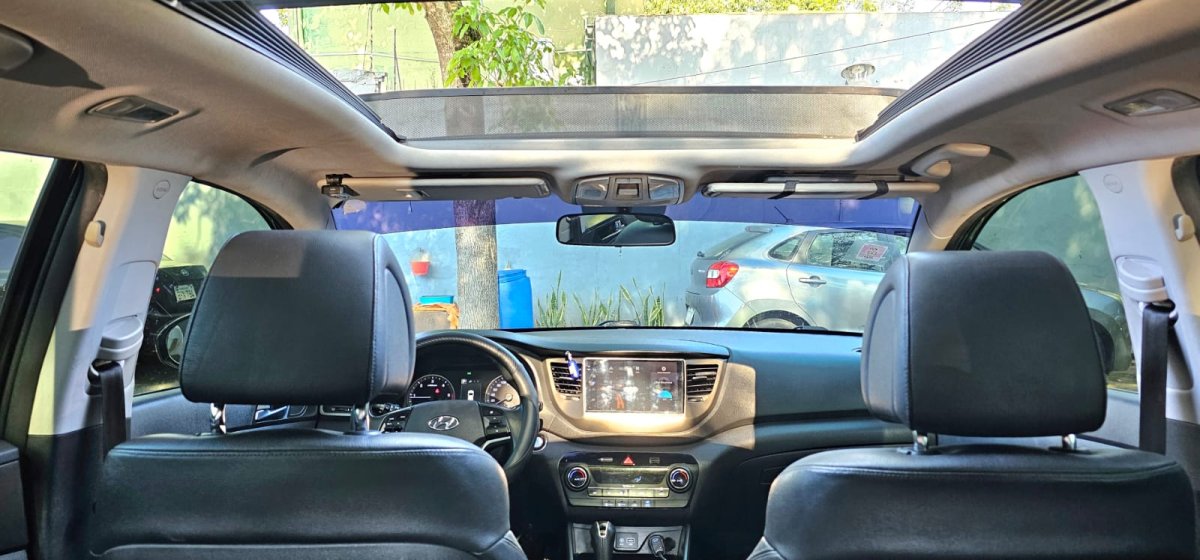 HYUNDAI TUCSON AUTOMATICO FULL EQUIPO AÑO 2018 MOTOR 2.0 CRDi DIESEL - foto 7