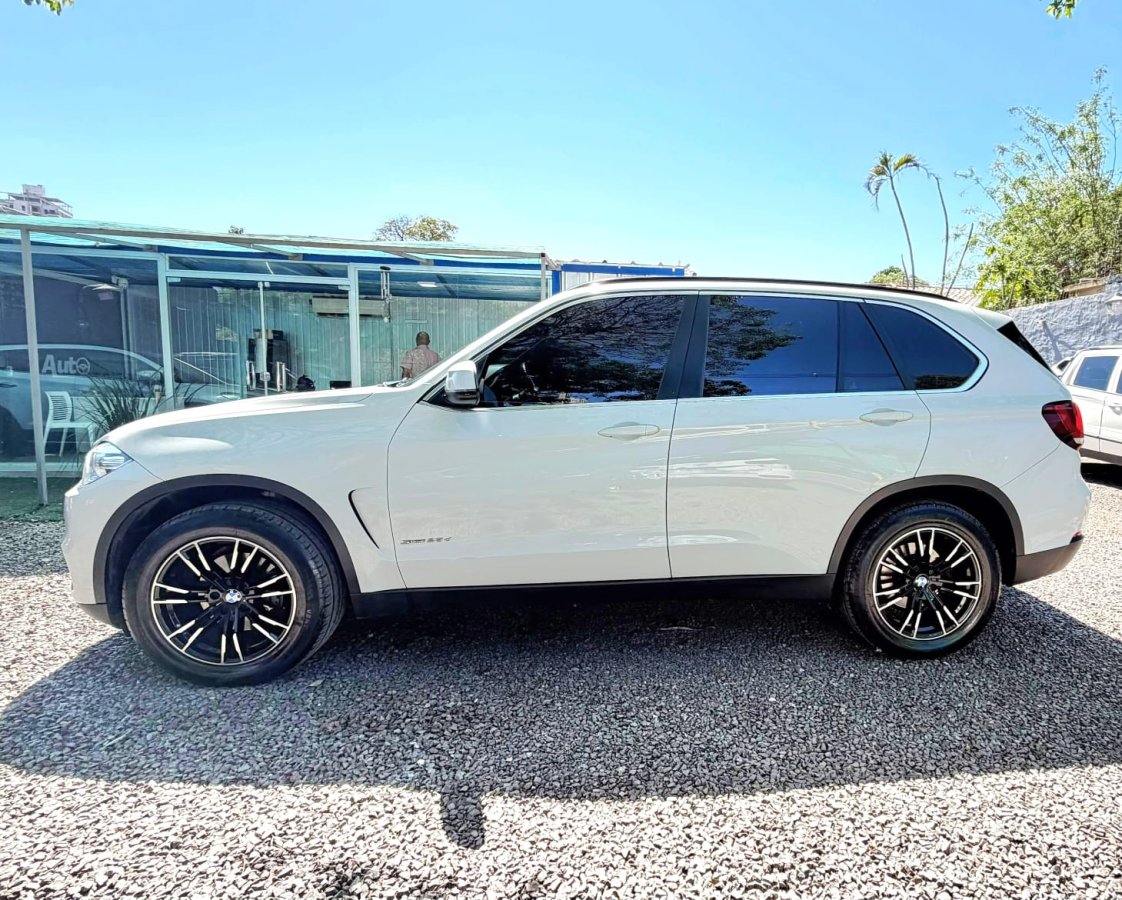 BMW X5 SDRIVE25D PERFECTA DIESEL 2016 IMPECABLE ESTADO - foto 7