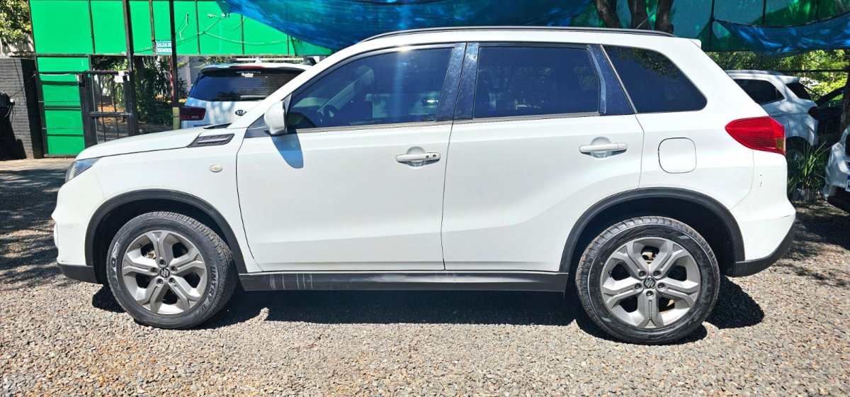 SUZUKI VITARA AUTOMÁTICO 2017 MOTOR 1.6 NAFTA - foto 3