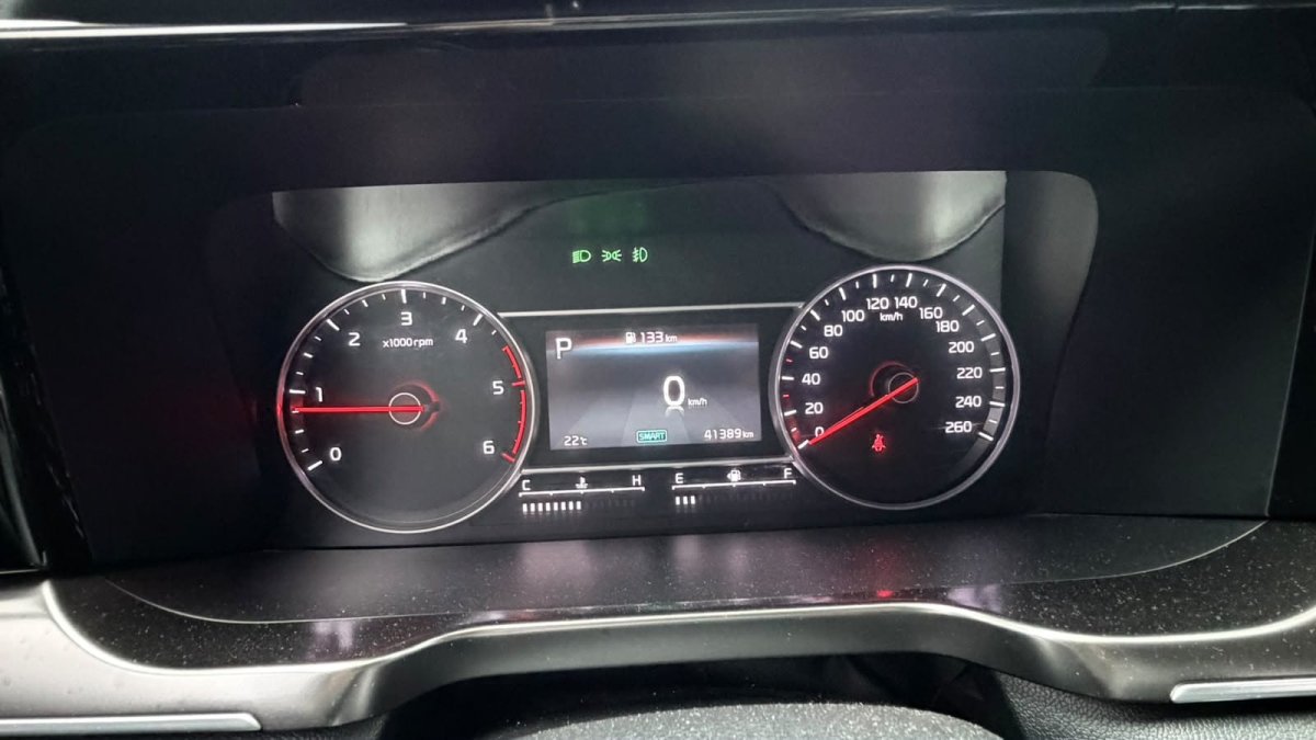 KIA SORENTO 2023 AUTOMÁTICO 2.2 CRDi TURBO DIESEL IMPECABLE ESTADO DE GARDEN - foto 10