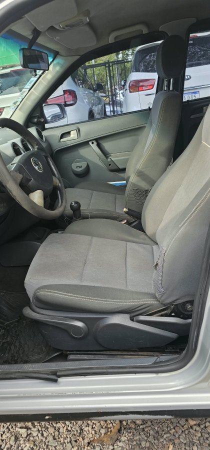 VOLKSWAGEN PARATI 2009 MECÁNICO 1.6 NAFTA - foto 5